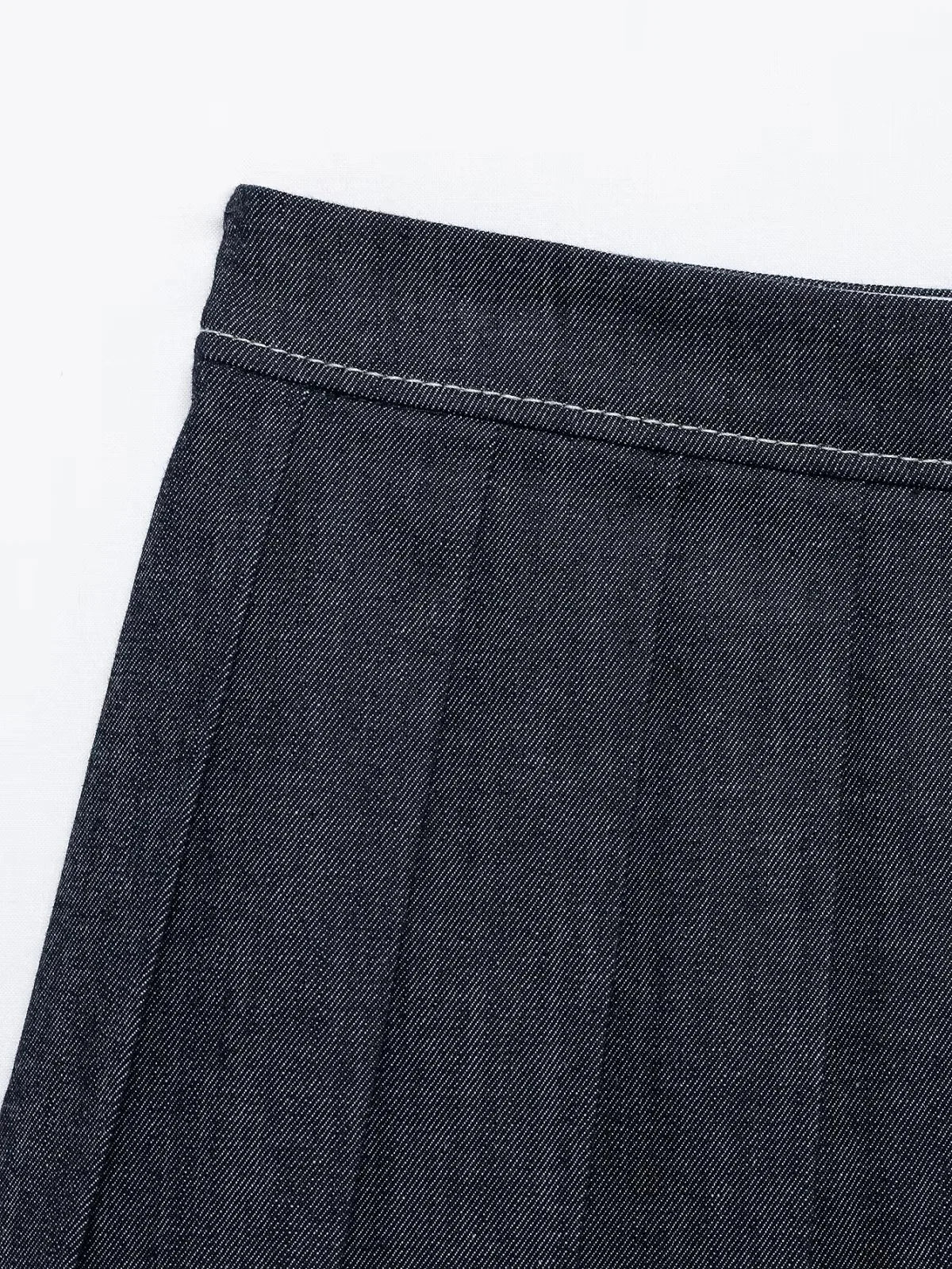 Casual Denim Loose Fit Women Suit Set with O Neck Zipper Bomber Jacket and Pleated Mini Skirt Vintage Inspired Spring Summer Fashion Ensemble