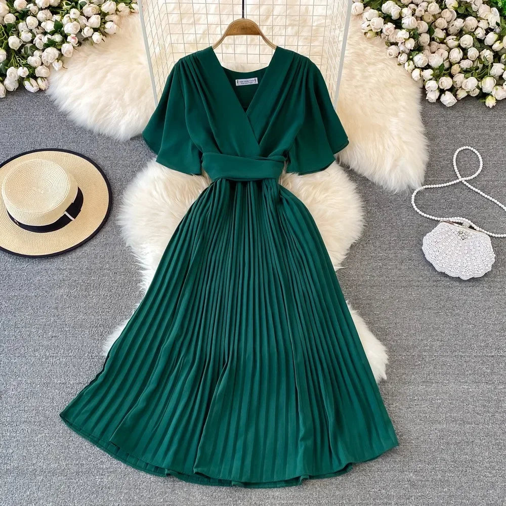 Summer V-Neck Pleated Dress With Lace Up Waist Long Skirt
