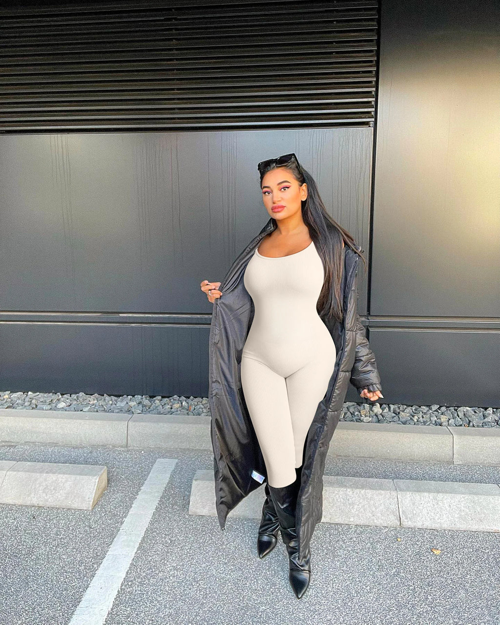 Solid Color Slim-Fit Seamless Hip Lifting Bodysuit Yoga Jumpsuit Set for Women