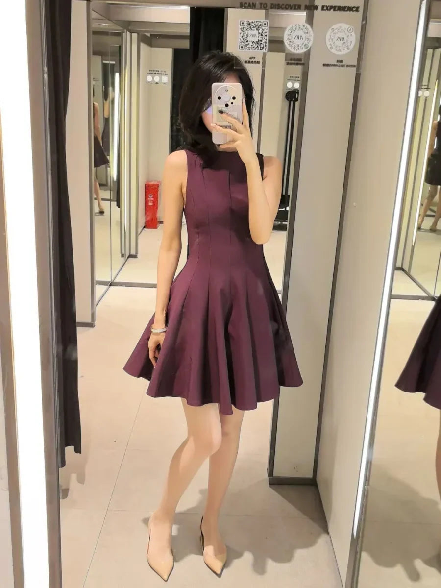 Little Black Dress Elegant Sleeveless Boat Neck Swing Dress