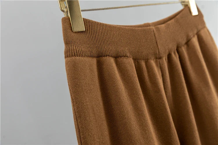 Loose Knitted Two Piece Women Casual Loungewear Sweater and Pants Set Winter Tracksuit