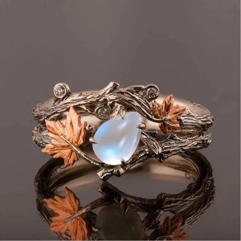 Creative Retro Maple Leaf Ring for Women Stylish Jewelry for Holiday and Valentine's Day Celebrations