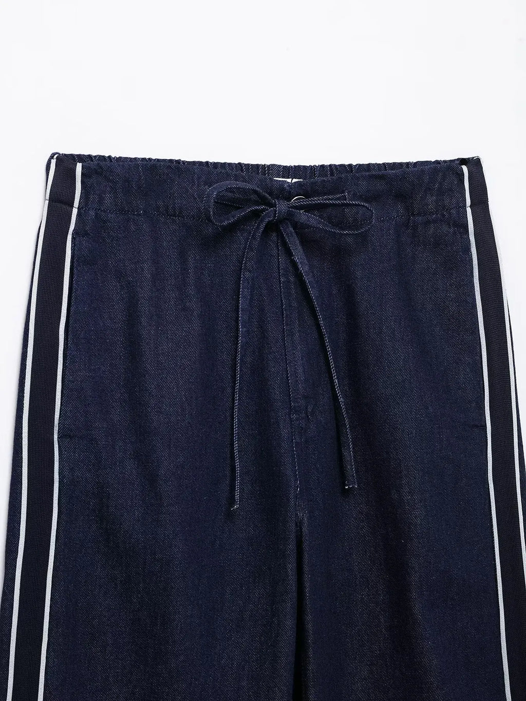 Women High Street Denim Set with Side Stripe Zipper Jacket and Lace-Up Pants for Casual Spring Fashion