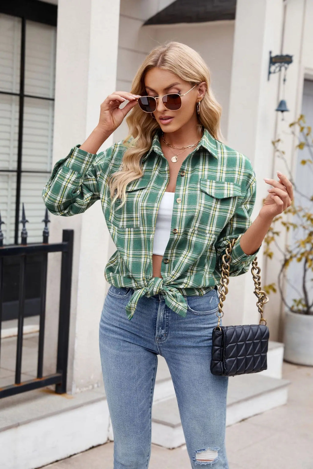 Women Plaid Button Up Shirt Loose Fit Warm Long Sleeve Casual Blouse with Pockets Autumn Winter Checkered Top Preppy Y2K Harajuku Style