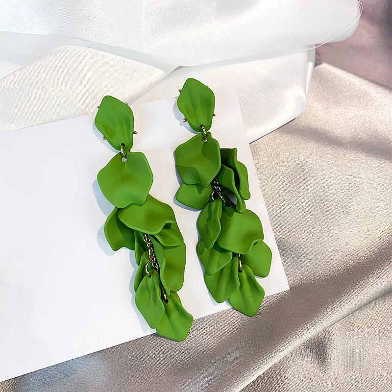 Stylish Multicolored Flower Earrings for Women Delicate Petal Tassel Stud Earrings Perfect for Everyday and Party Accessories