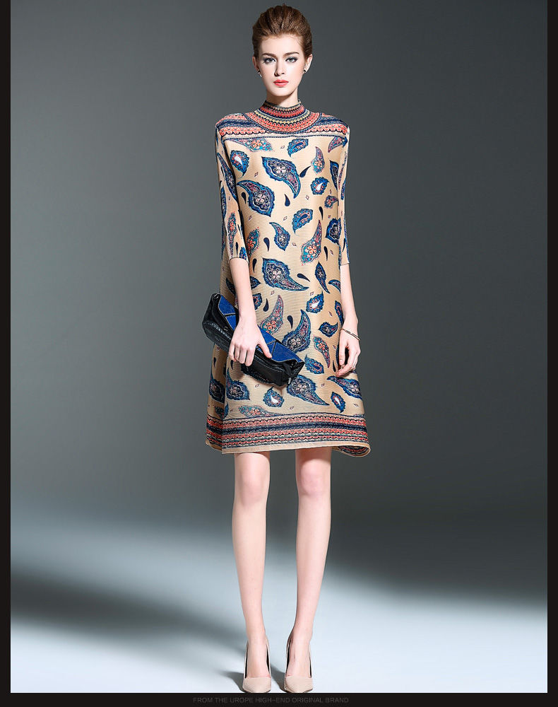 Retro Pleated High Neck Plus Size Dress For Women Casual