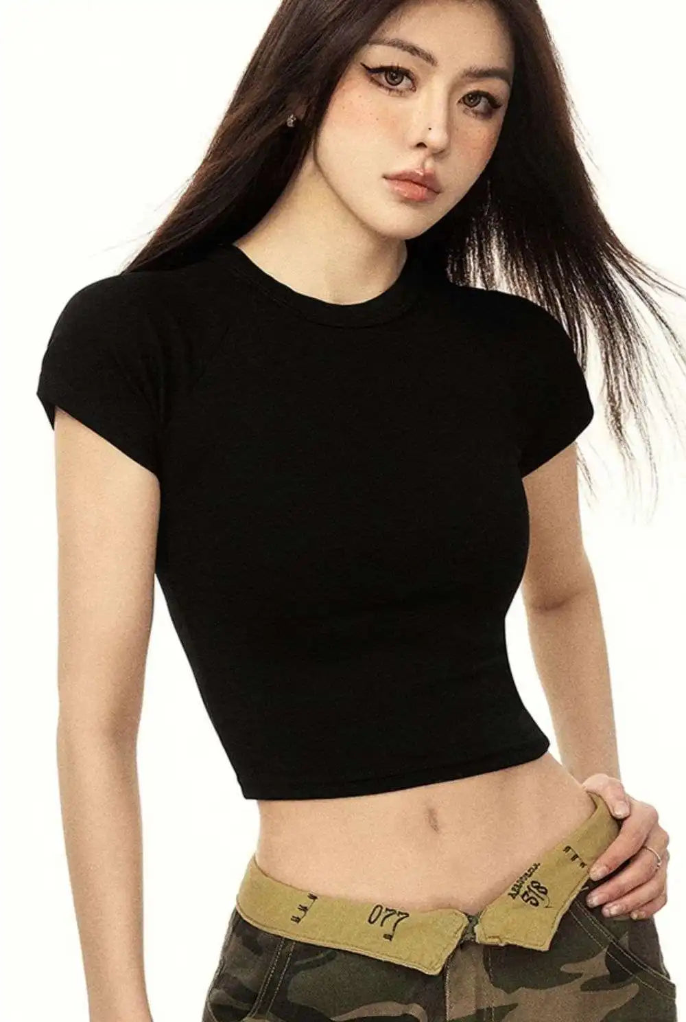 Crayon Shin Chan Summer Crop Top Tight Fitting O-Neck T-Shirt for Casual Wear