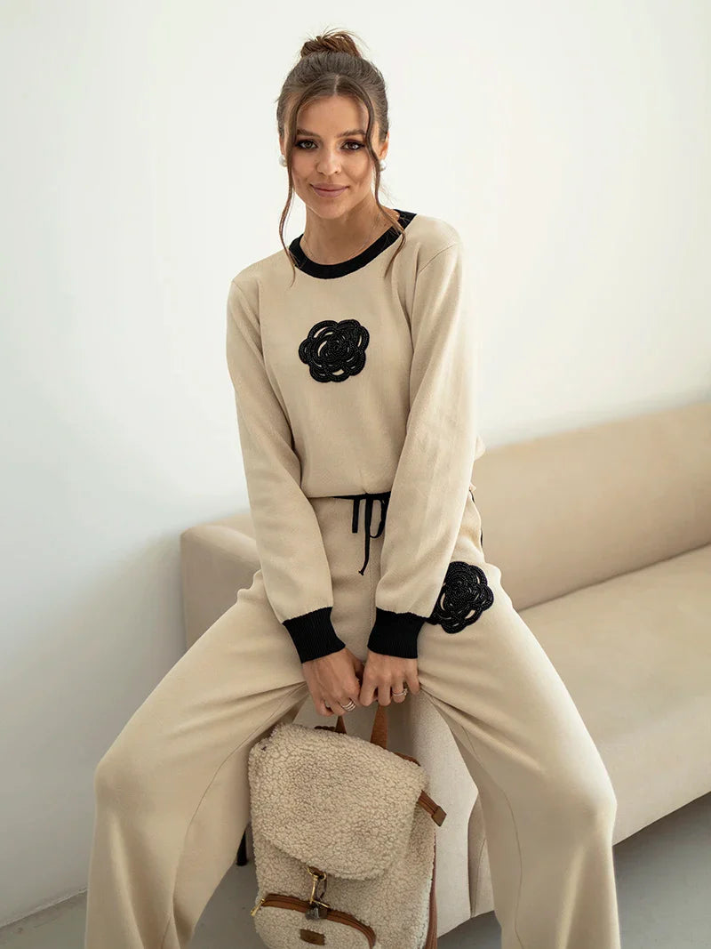 Casual Knitted Floral Two Piece Sweater Set for Women Stylish Knit Tracksuit Matching Outfit Winter Essential