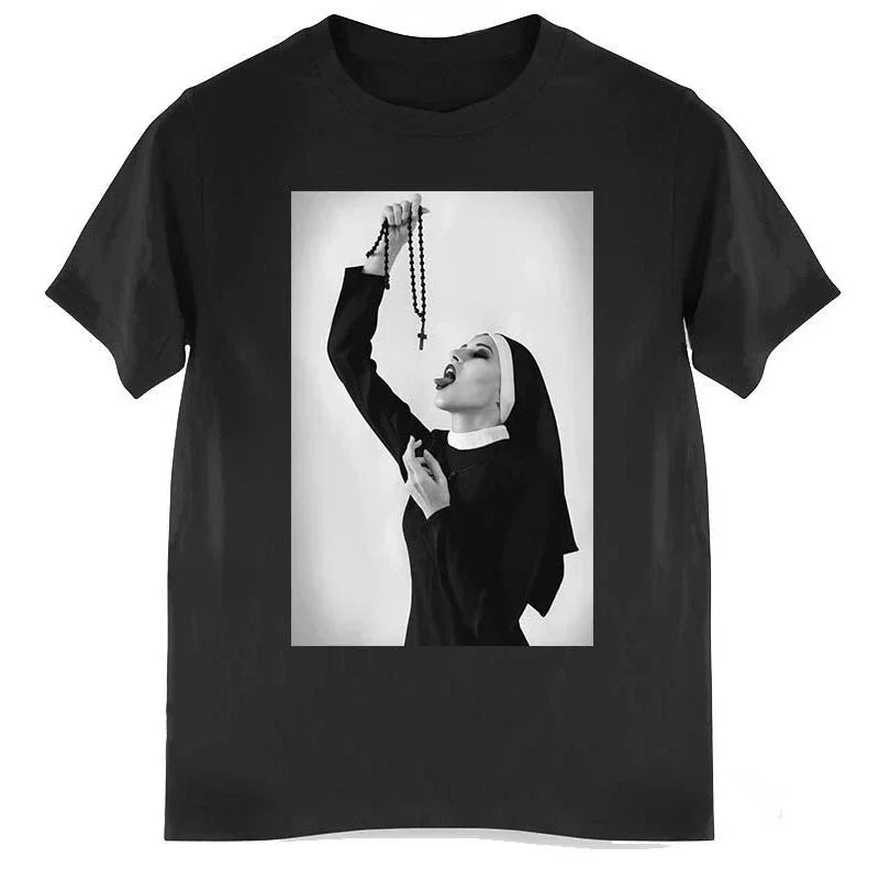 Nun Smokes Print TShirt for Women and Men Casual Streetwear Bowling Hipster Tee Summer Clothing