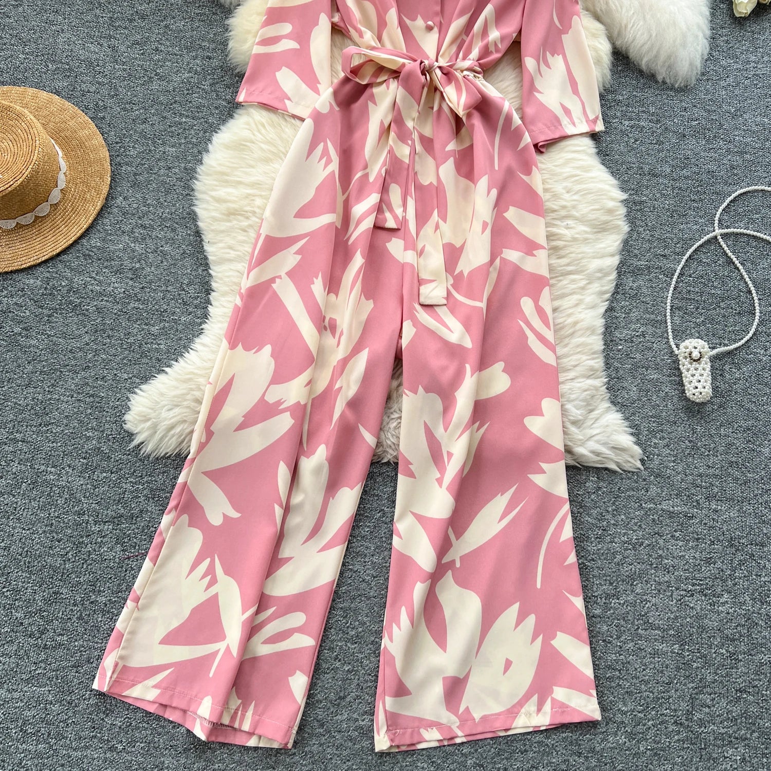 Women's Summer V-Neck Short Sleeve Lace-Up Waist Slim Fit Wide-Leg Printed Jumpsuit with Loose Straight Leg Design