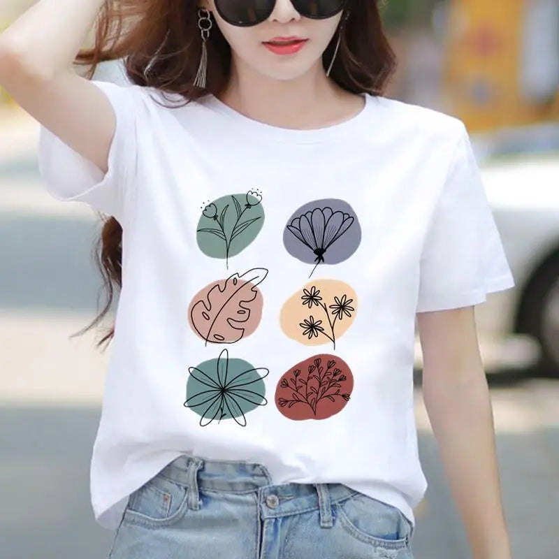 Women's Cute Floral Graphic T-Shirt Casual Short Sleeve Tee 90s Trendy Print Top