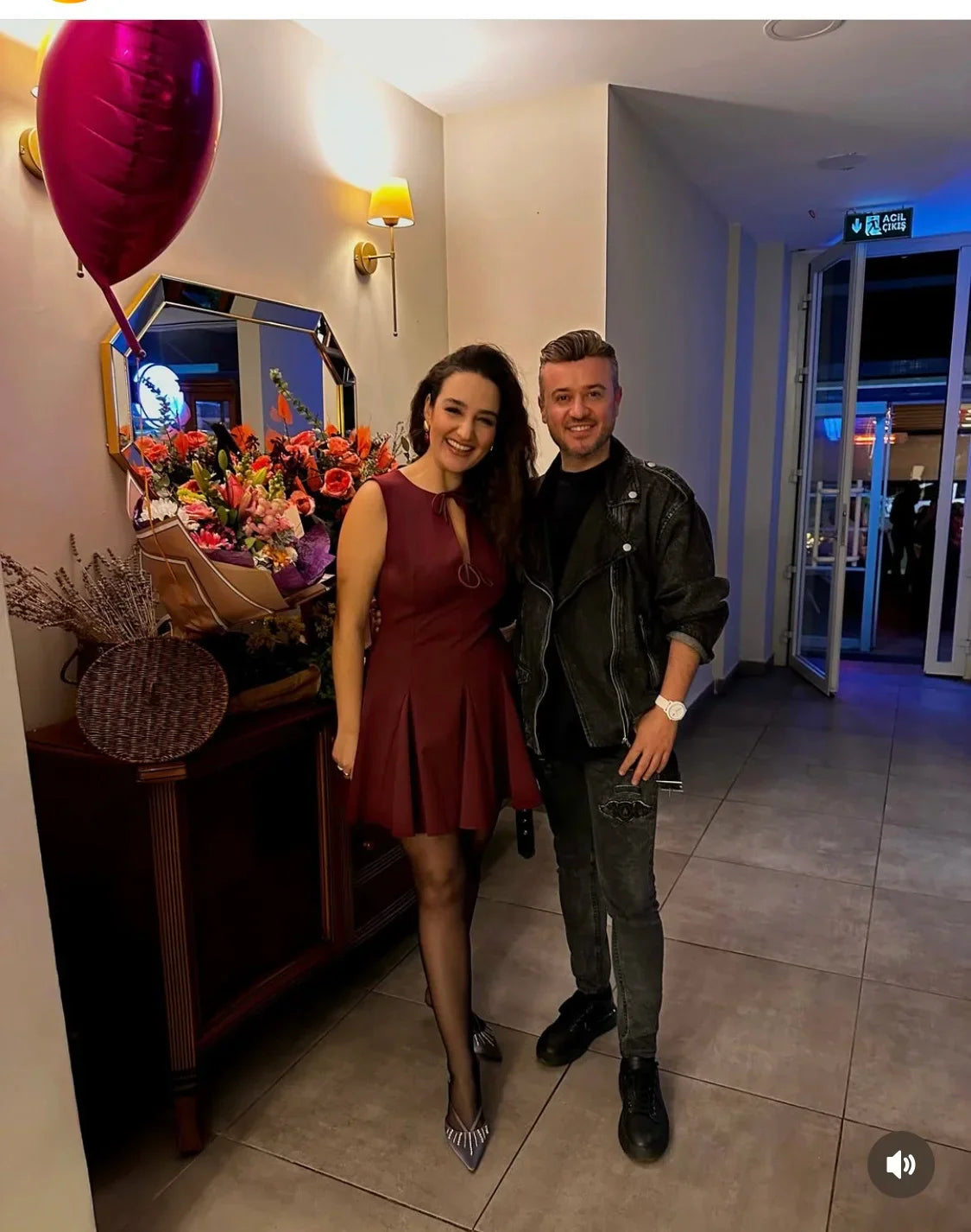 White Bow Pleated Mini Dress For Summer Party Elegant