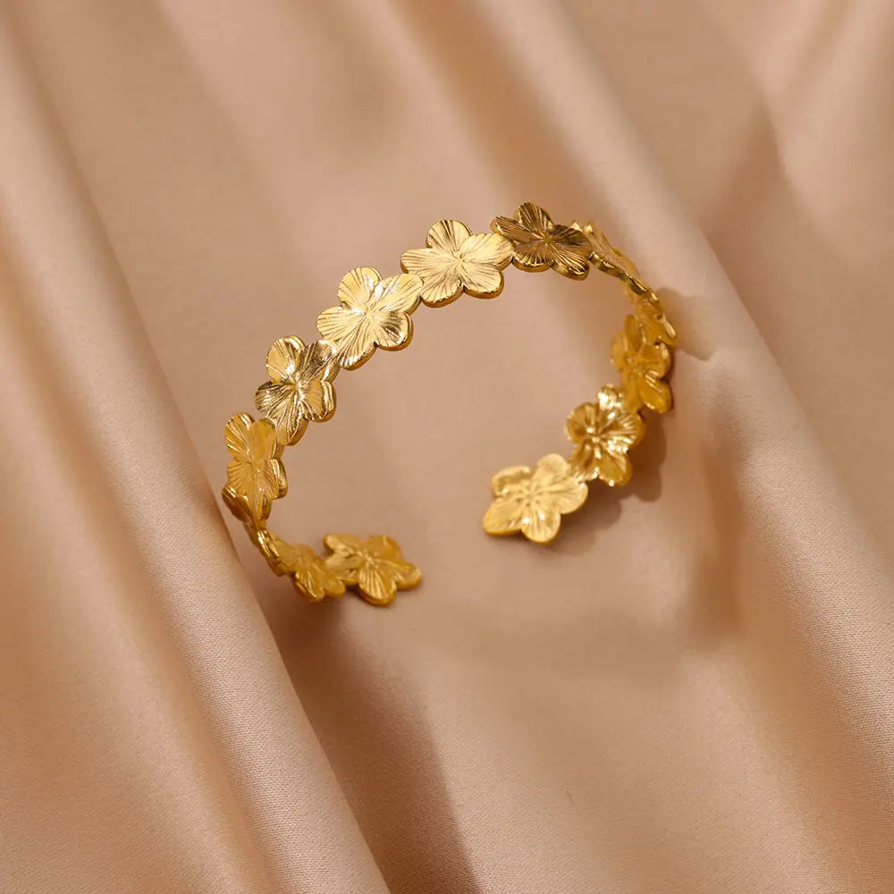 Vintage Flower Bangles for Women Gold Stainless Steel Floral Bracelets Jewelry Gift