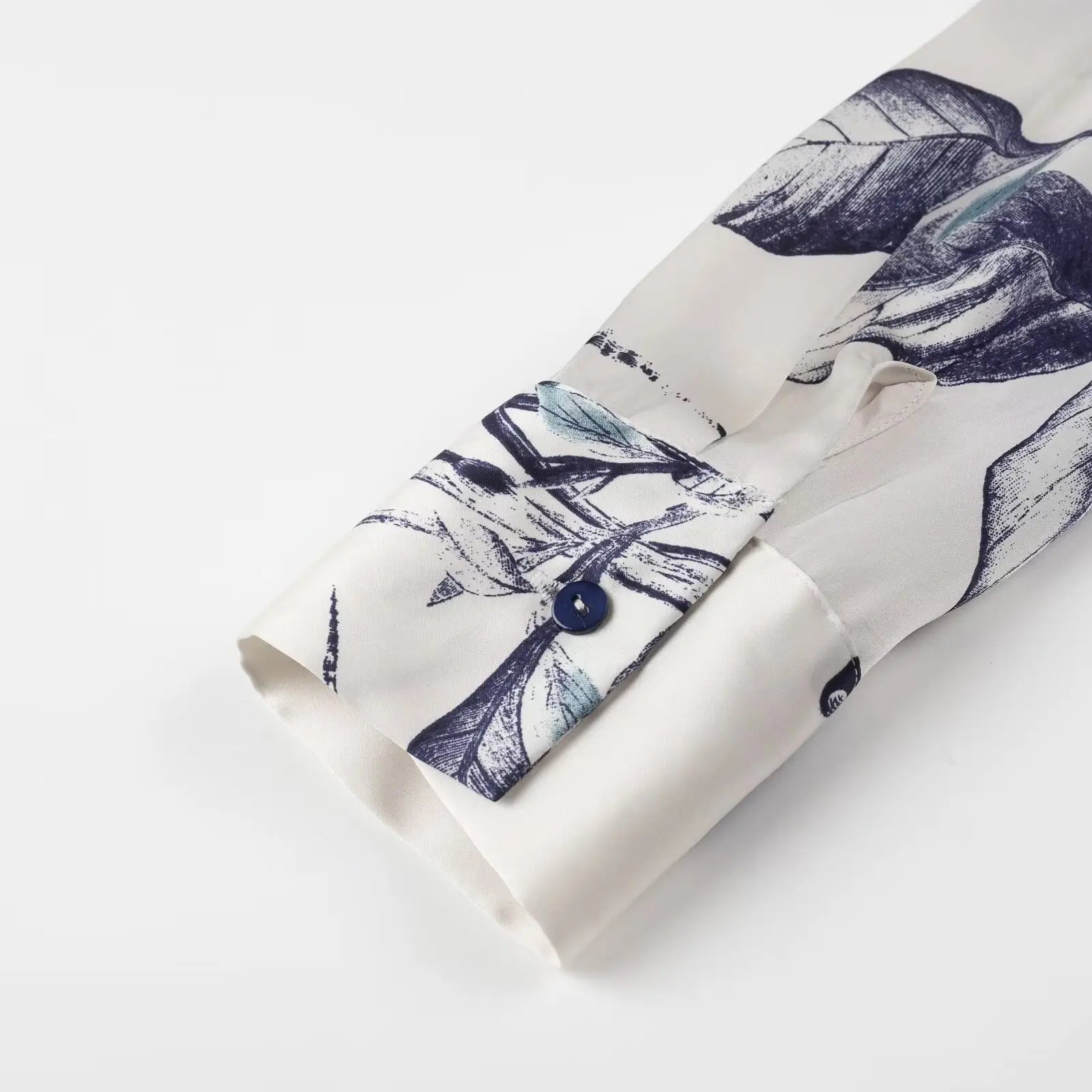 Women's Bow Tie Printed Blouse with Polo Collar Long Sleeve Single Breasted Vintage Loose Fit Elegant Shirt Top