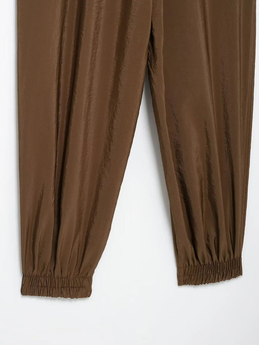 Women's Chic Pleated Tops and Trousers Set with Lapel Long Sleeves and High Waist Pants for Spring Summer Fashion