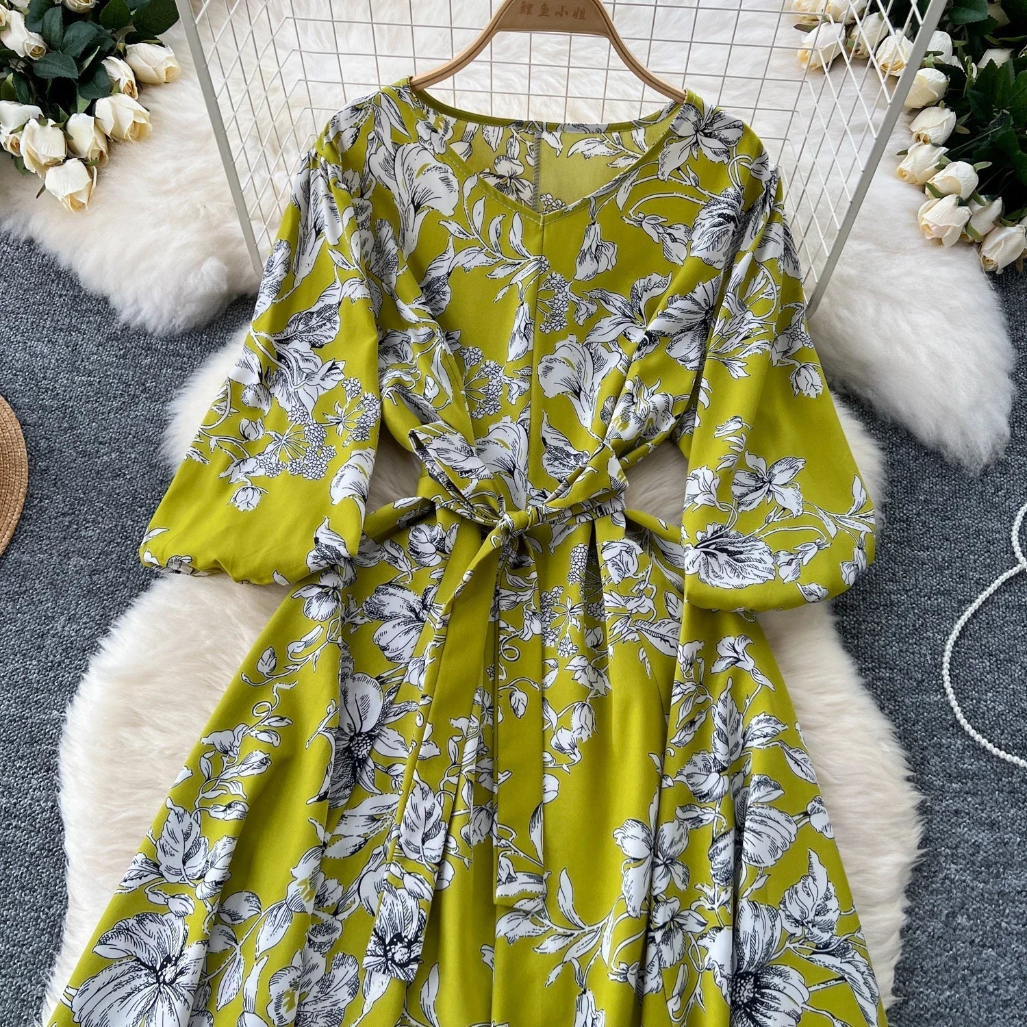 Boho Floral Print Pleated Maxi Dress With Puff Sleeves Belt
