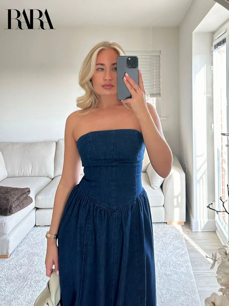 Strapless Denim Dress With Fitted Bodice And Pleated Skirt