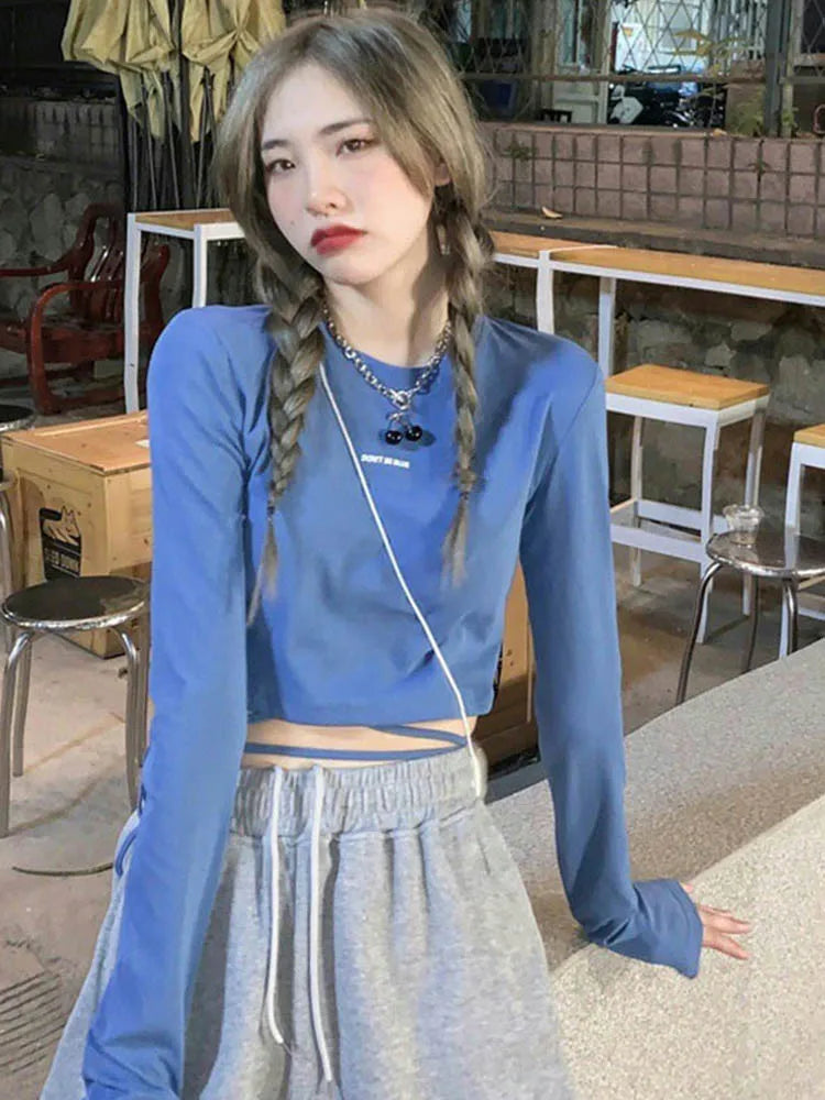 Long Sleeve Women's Crop Top Stylish Bandage Design for Spring Fashion