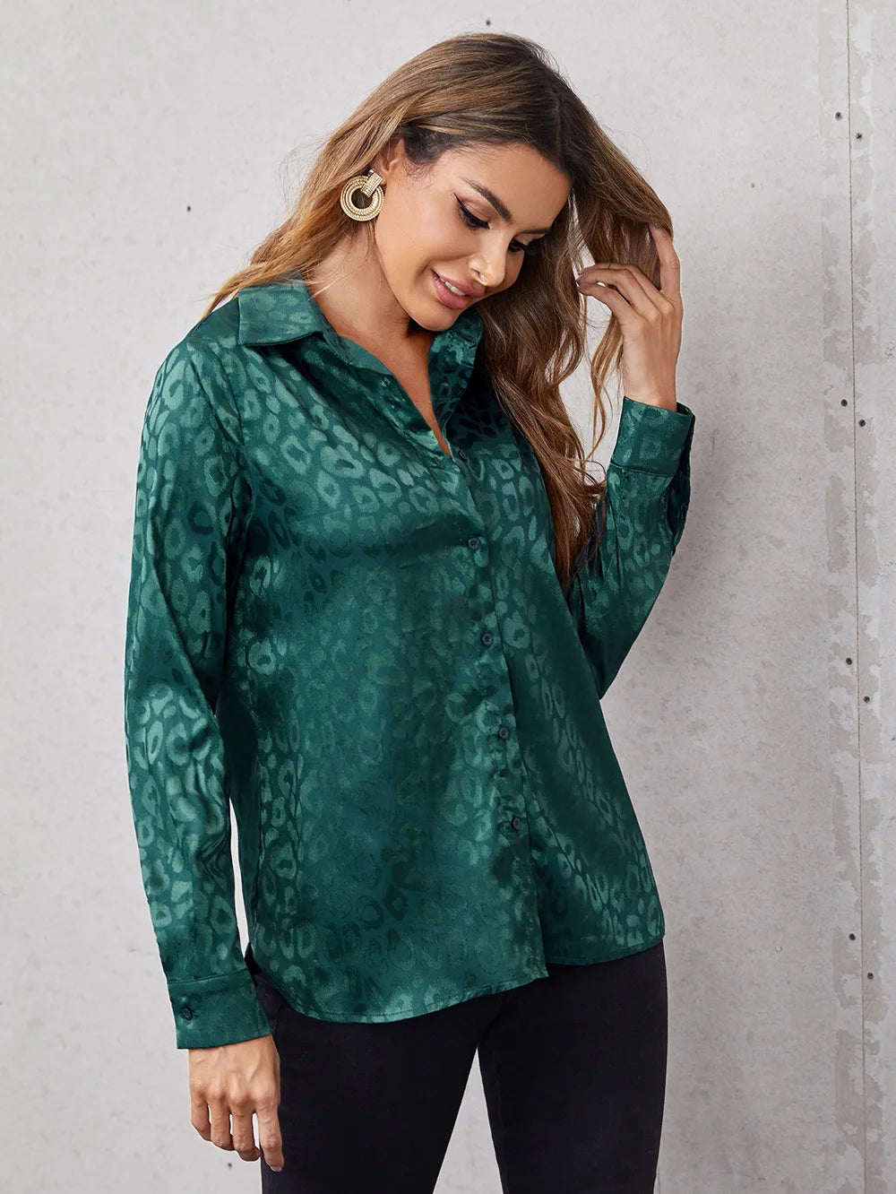 Elegant Long Sleeve Leopard Jacquard Blouse for Women with Turn Down Collar and Button Front Office Shirt Autumn Spring Fashion Top