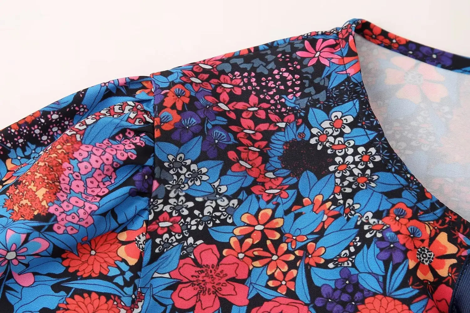 Women Casual Two Piece Set with Bow Decoration O-Neck Top and Button Pants