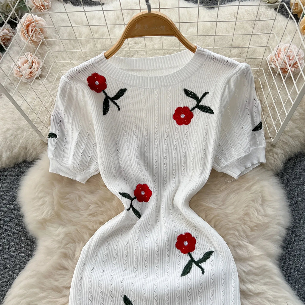 Elegant Summer Knitted Embroidered Bodycon Dress for Women