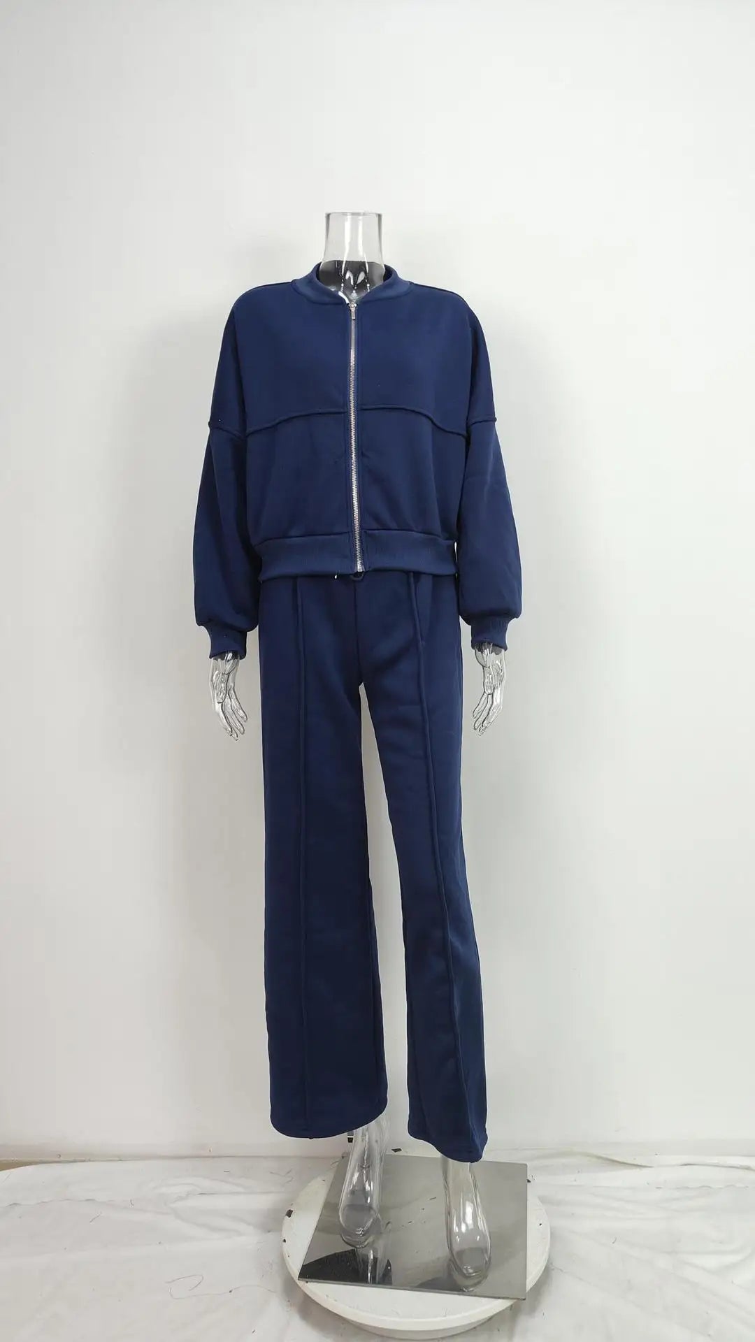 Women's Fleece-Lined Tracksuit Set with Hoodie and Casual Pants for Winter Comfort and Style
