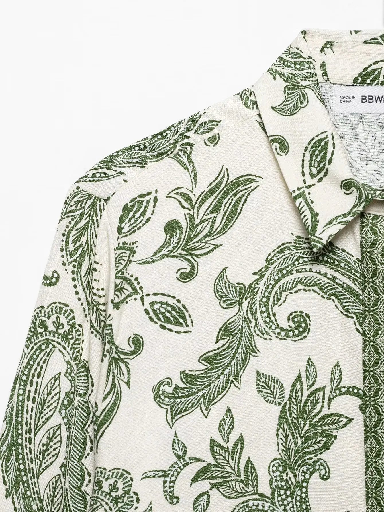 Women's Green Paisley Totem Flower Print Business Blouse Casual Retro Shirt with Turn-Down Collar and Button Closure