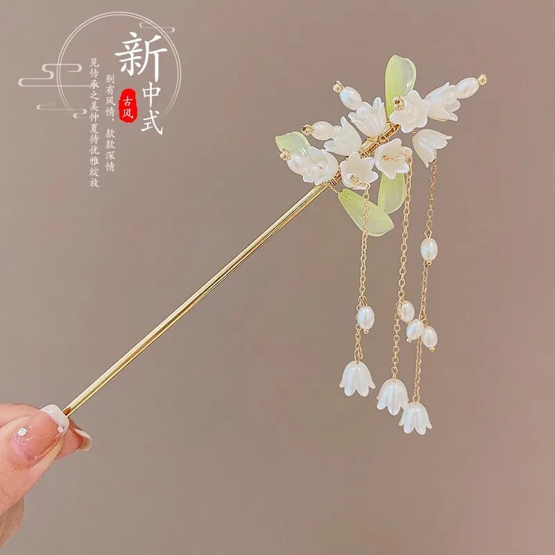 Elegant Enameled Flower Tassel Hair Clip Alloy Hairpin for Women Stylish Chinese Hair Accessory