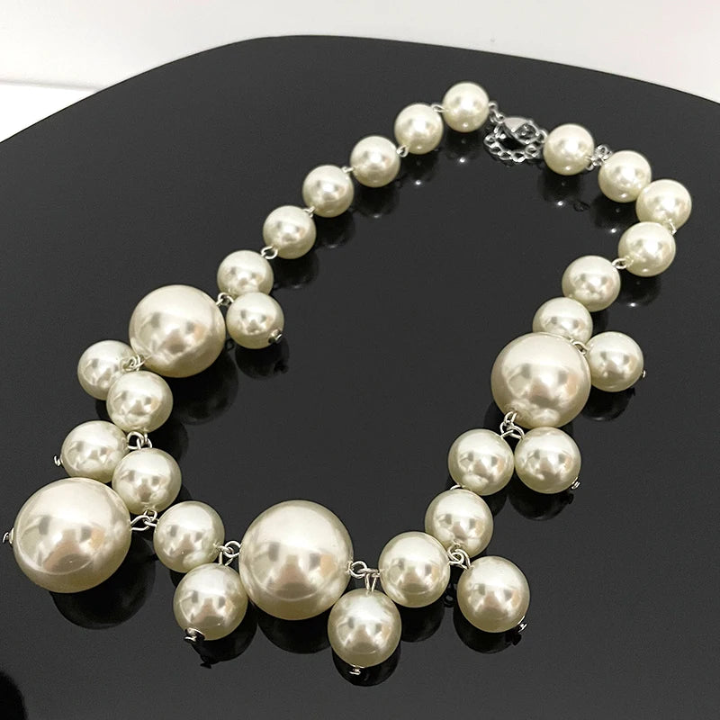 Elegant Imitation Pearl Choker Necklace for Women Perfect for Weddings Parties and Gifts