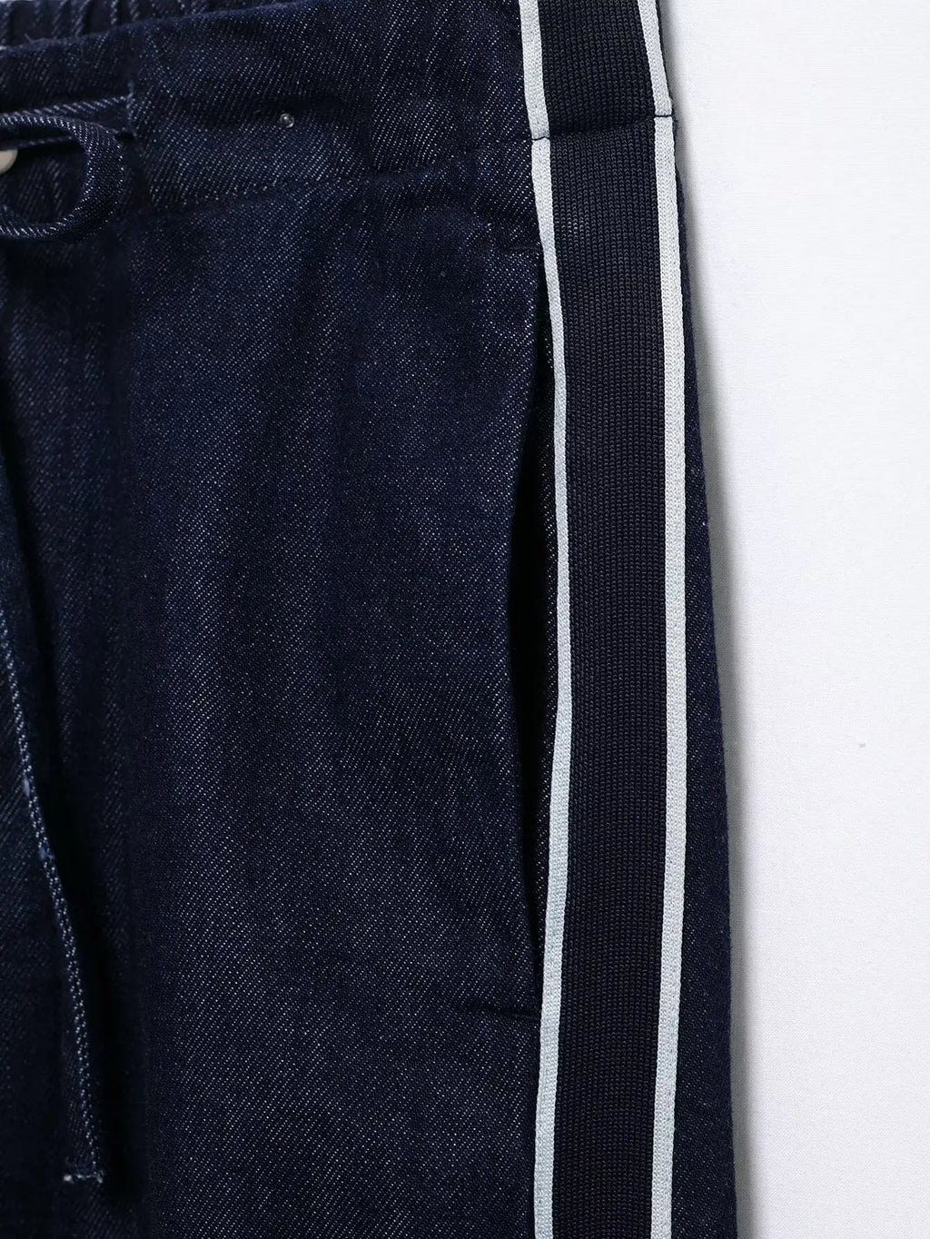 Women High Street Denim Set with Side Stripe Zipper Jacket and Lace-Up Pants for Casual Spring Fashion