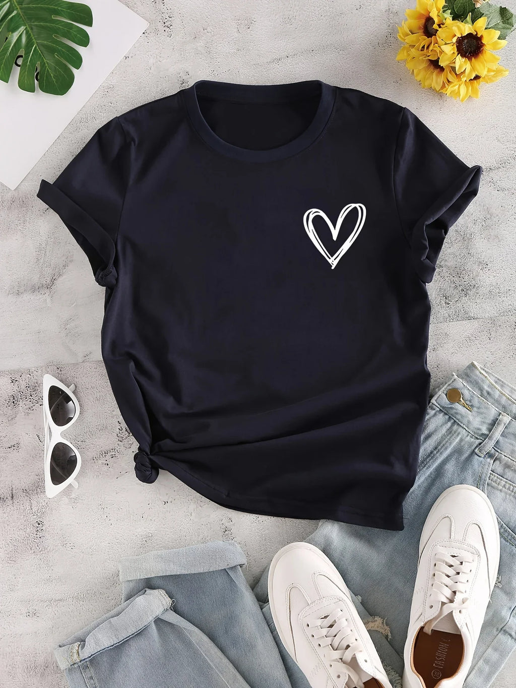 Heart Print Casual T-Shirt for Women, Crew Neck Short Sleeve Everyday Top