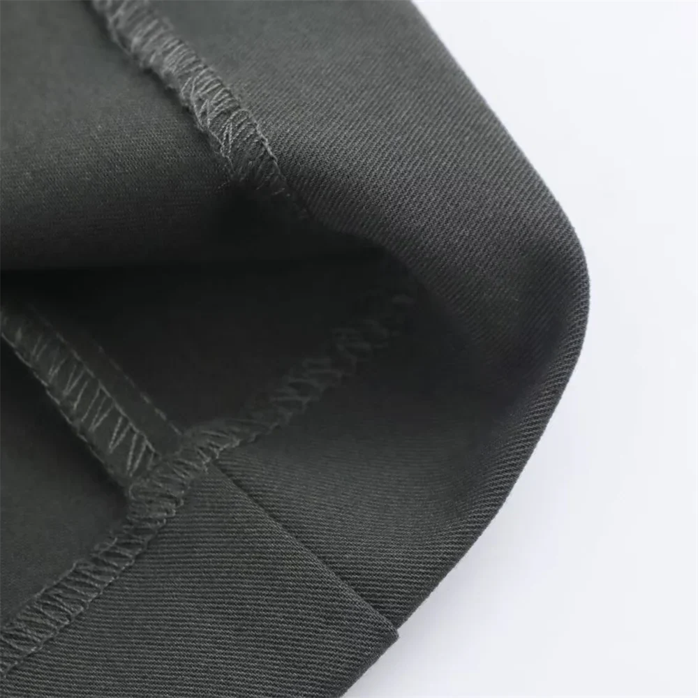 Fashionable Women's Slim Fit Vest and High Waisted Pleated Pants Set for Versatile Commuting Style