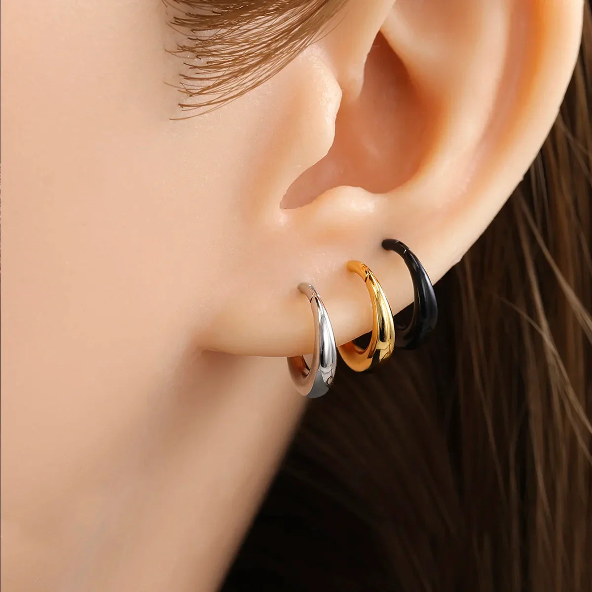 316L Stainless Steel Smooth Hoop Nose Ring Piercing Clicker Water Drop Septum Ring for Women and Men