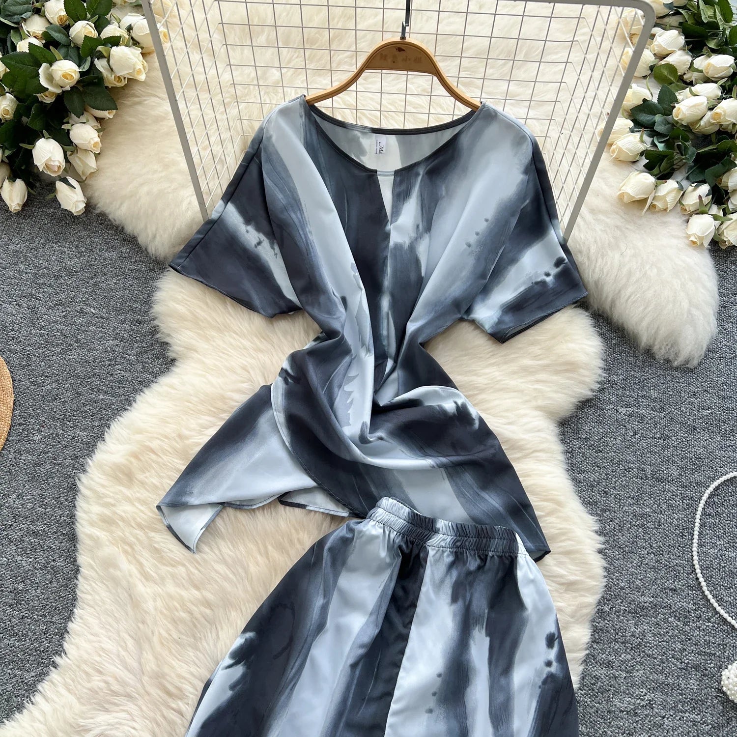 Printed Women Summer Fashion Two Piece Set with Short Sleeve Top and Wide Leg Long Pants for Casual Streetwear Outfits