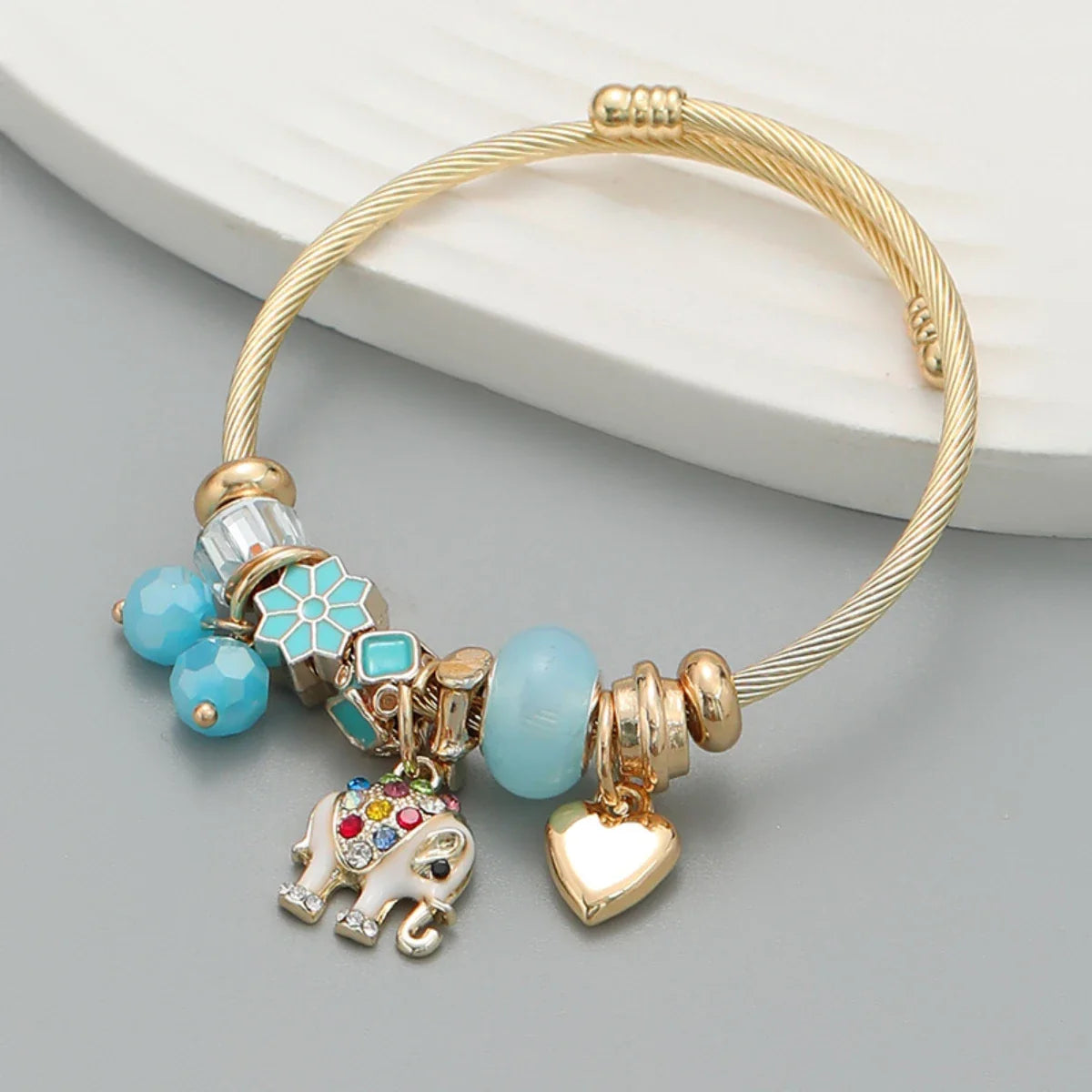 Fashionable Stainless Steel Beaded Love Bracelet for Women Perfect for Dating and Daily Wear