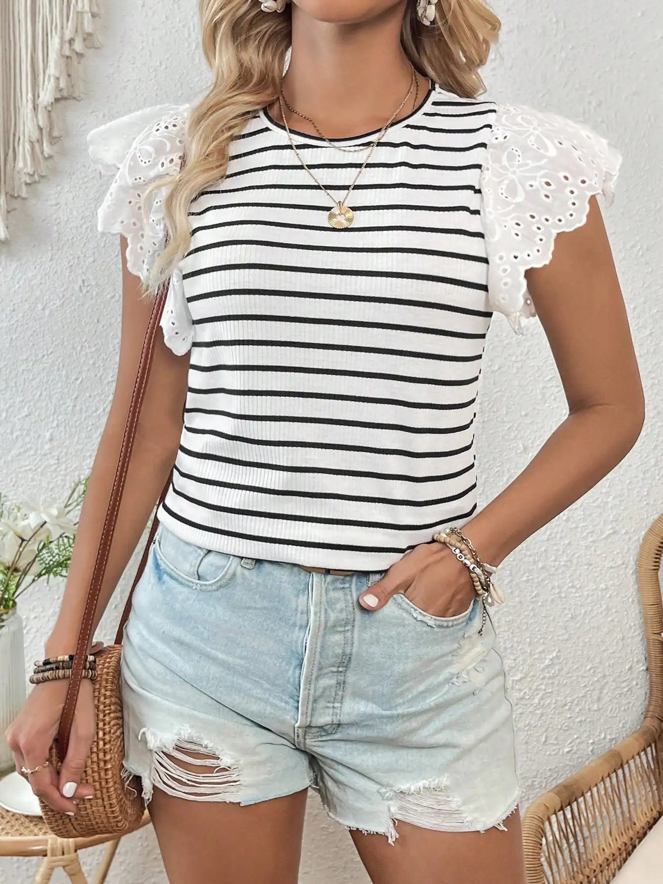 Elegant Women's Casual T-Shirt with Round Neck and Flying Sleeves in Hollow Stripe Design