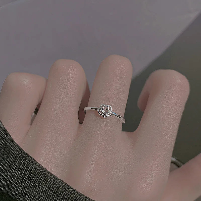 Adjustable Zircon Flower Opening Rings for Women with Cubic Zirconia Cherry Blossom and Tulip Design Wedding Jewelry