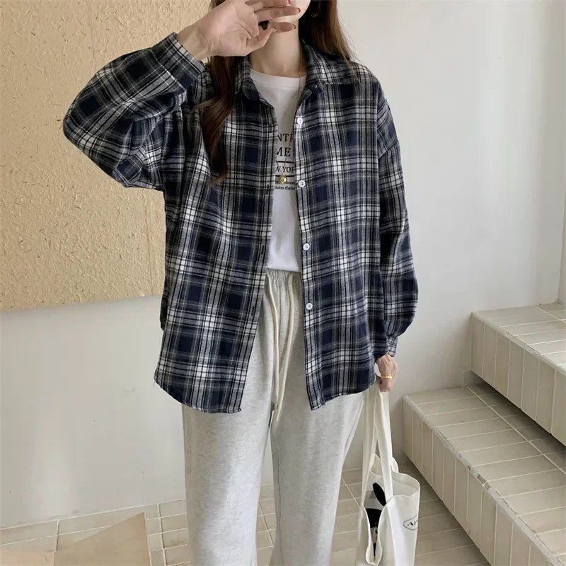 Oversized Button-Up Plaid Flannel Shirt for Women Casual Checkered Blouse Boyfriend Style Loose Fit Teen Girl Top