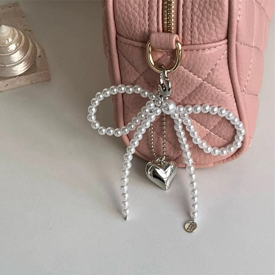 White Bowknot Heart Keychain for Women Sweet Charm Pearl Bow Backpack Key Ring Handmade Jewelry Ornament