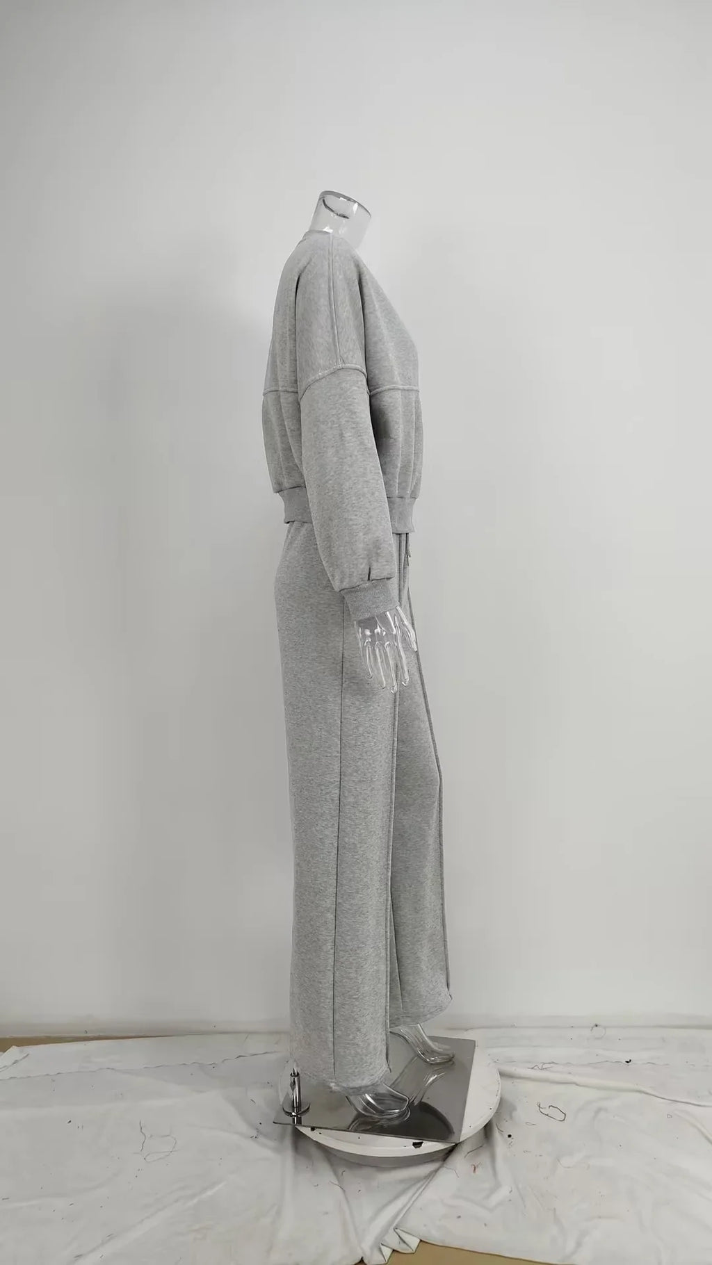 Women's Fleece-Lined Tracksuit Set with Hoodie and Casual Pants for Winter Comfort and Style