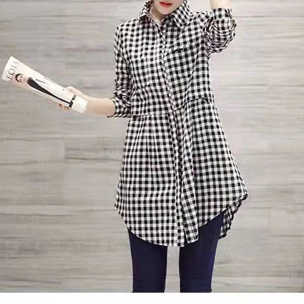 Mid-Length White Polo-Neck Shirt for Women Lightweight Stylish Spring Summer Blouse Elegant Korean-Inspired Fashion