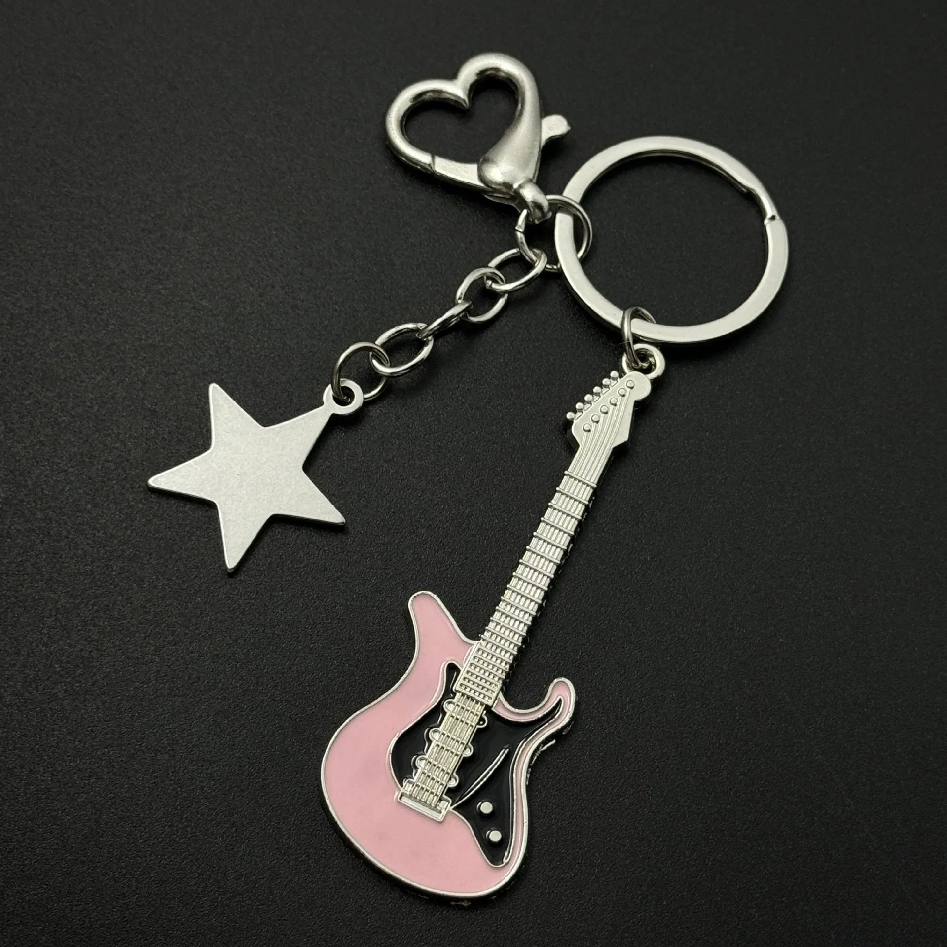 Guitar Love Heart Star Key Chain Trendy Fashion Pendant for Men and Women Rock Punk Vintage Accessories Gift