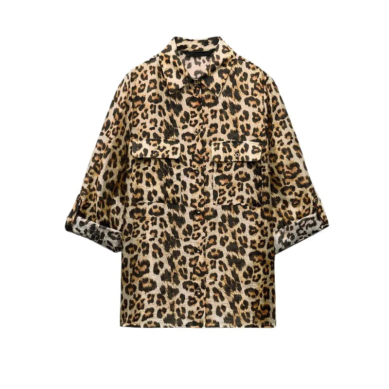 Women's Leopard Print Button-Down Shirt with Lapel Collar Long Sleeves and Front Pockets Stylish Animal Print Blouse Top for Fall Fashion