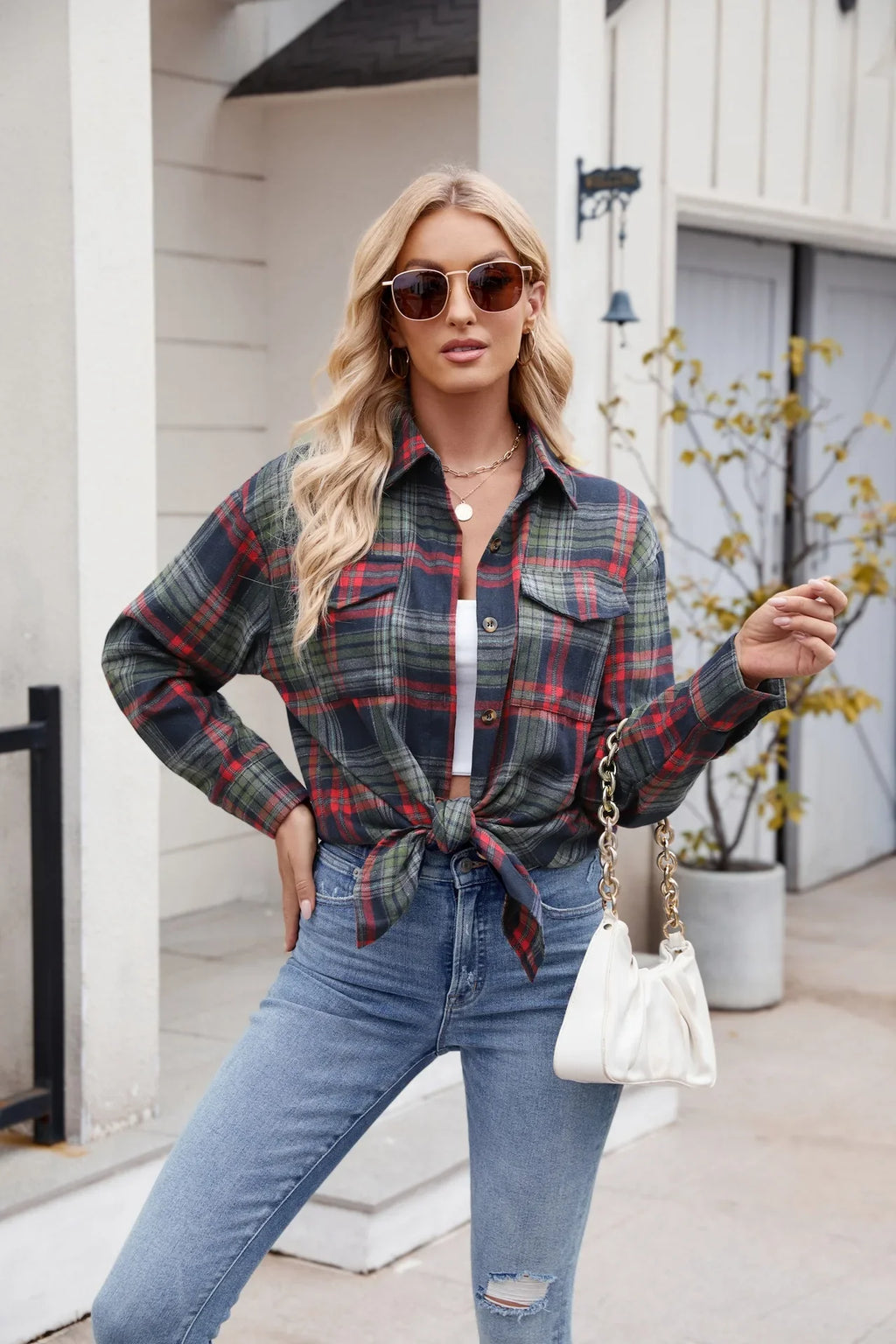 Women Plaid Button Up Shirt Loose Fit Warm Long Sleeve Casual Blouse with Pockets Autumn Winter Checkered Top Preppy Y2K Harajuku Style