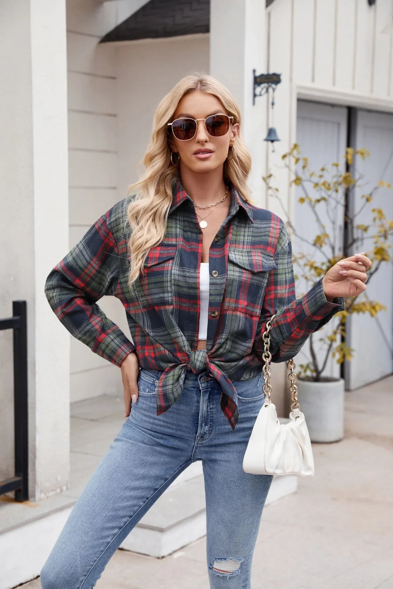 Women Plaid Button Up Shirt Loose Fit Warm Long Sleeve Casual Blouse with Pockets Autumn Winter Checkered Top Preppy Y2K Harajuku Style