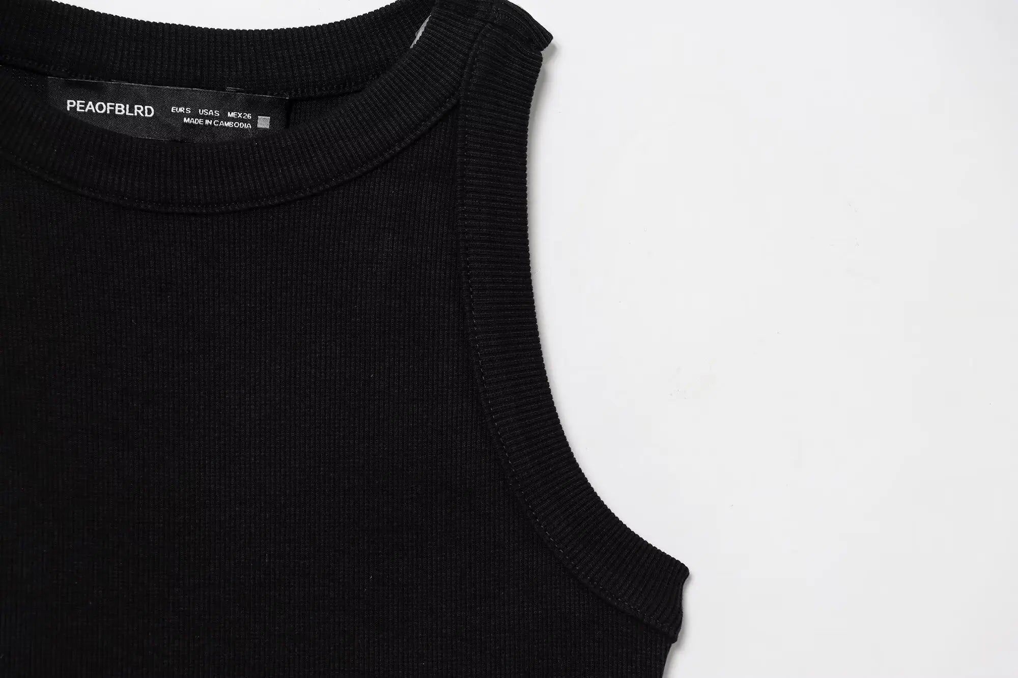 Slim Fit Sleeveless Jumpsuit with Belt Stylish Short Romper for Versatile Fashion Looks