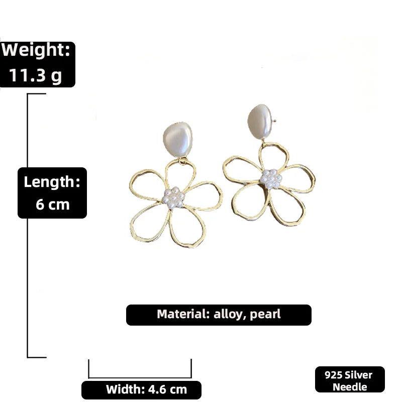 Elegant Pearl Flower Earrings for Women High-End Metal Design Trendy Fashion Accessories