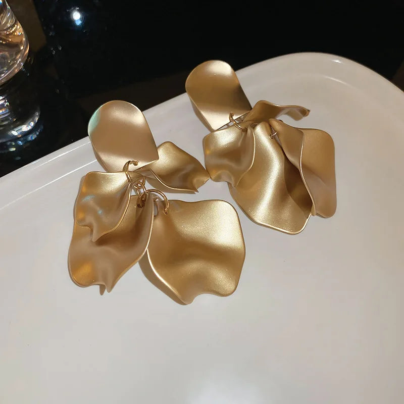 Stylish Multicolored Flower Earrings for Women Delicate Petal Tassel Stud Earrings Perfect for Everyday and Party Accessories