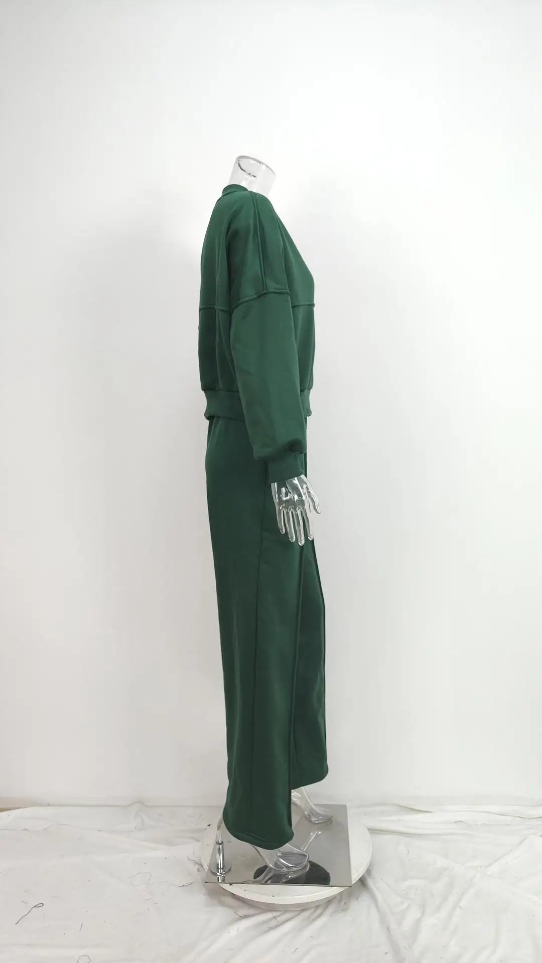 Women's Fleece-Lined Tracksuit Set with Hoodie and Casual Pants for Winter Comfort and Style