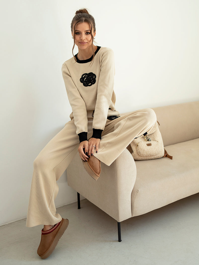 Casual Knitted Floral Two Piece Sweater Set for Women Stylish Knit Tracksuit Matching Outfit Winter Essential